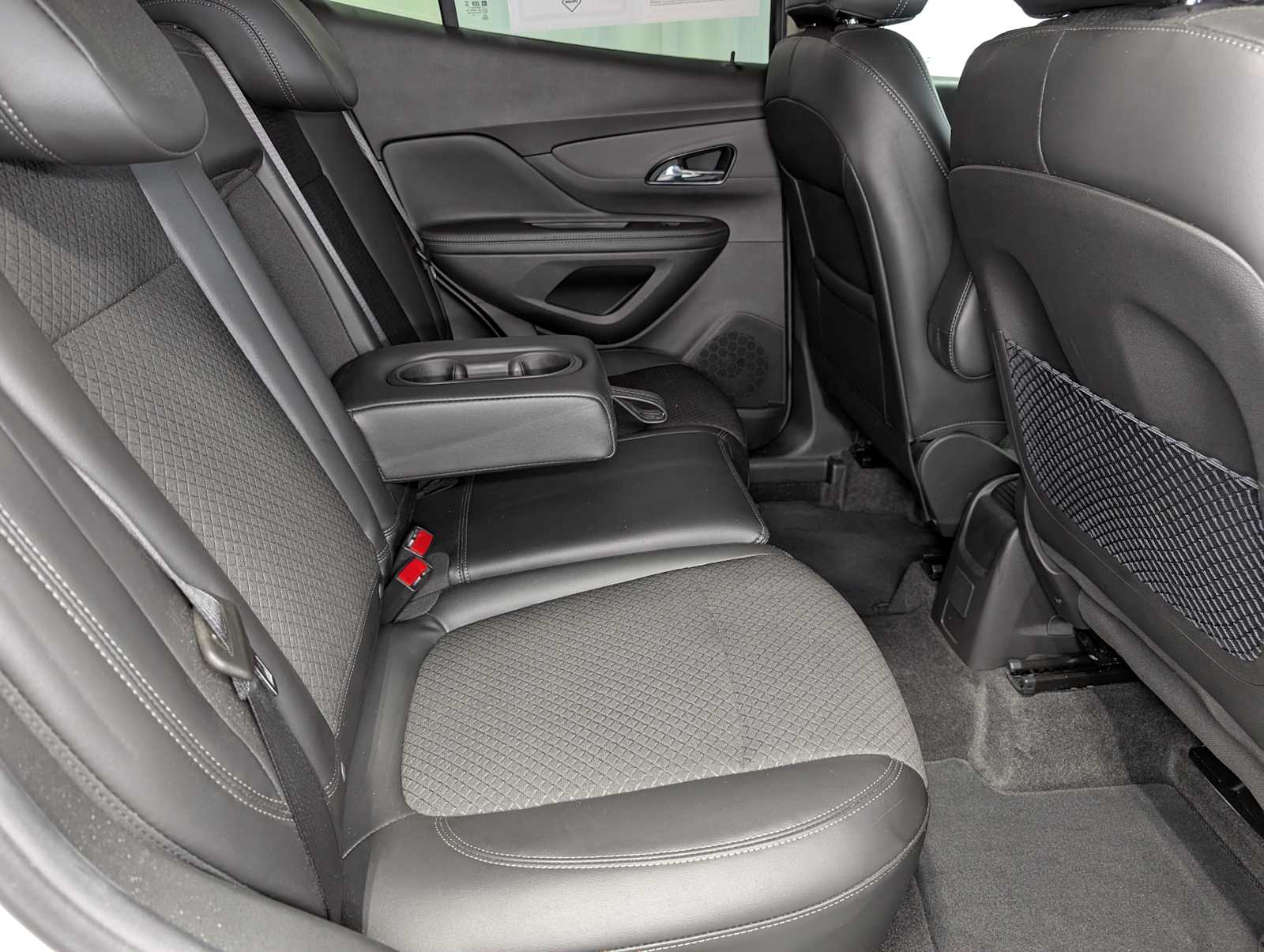 2021 Buick Encore Preferred photo 37