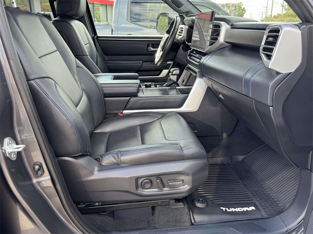 2023 Toyota Tundra Platinum CrewMax photo 10
