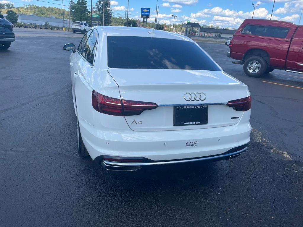 2020 Audi A4 Premium Plus 45 TFSI Quattro S line photo 2