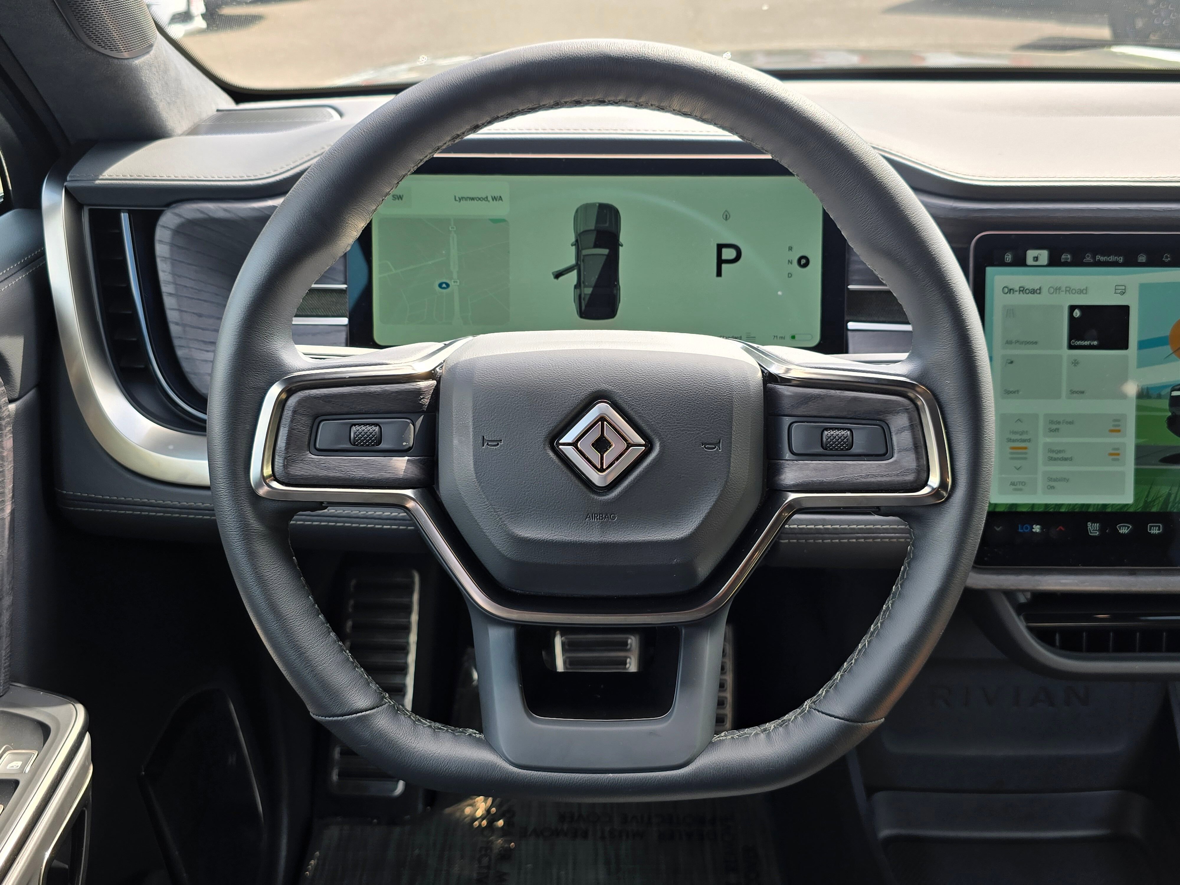 2023 Rivian R1S Adventure photo 5