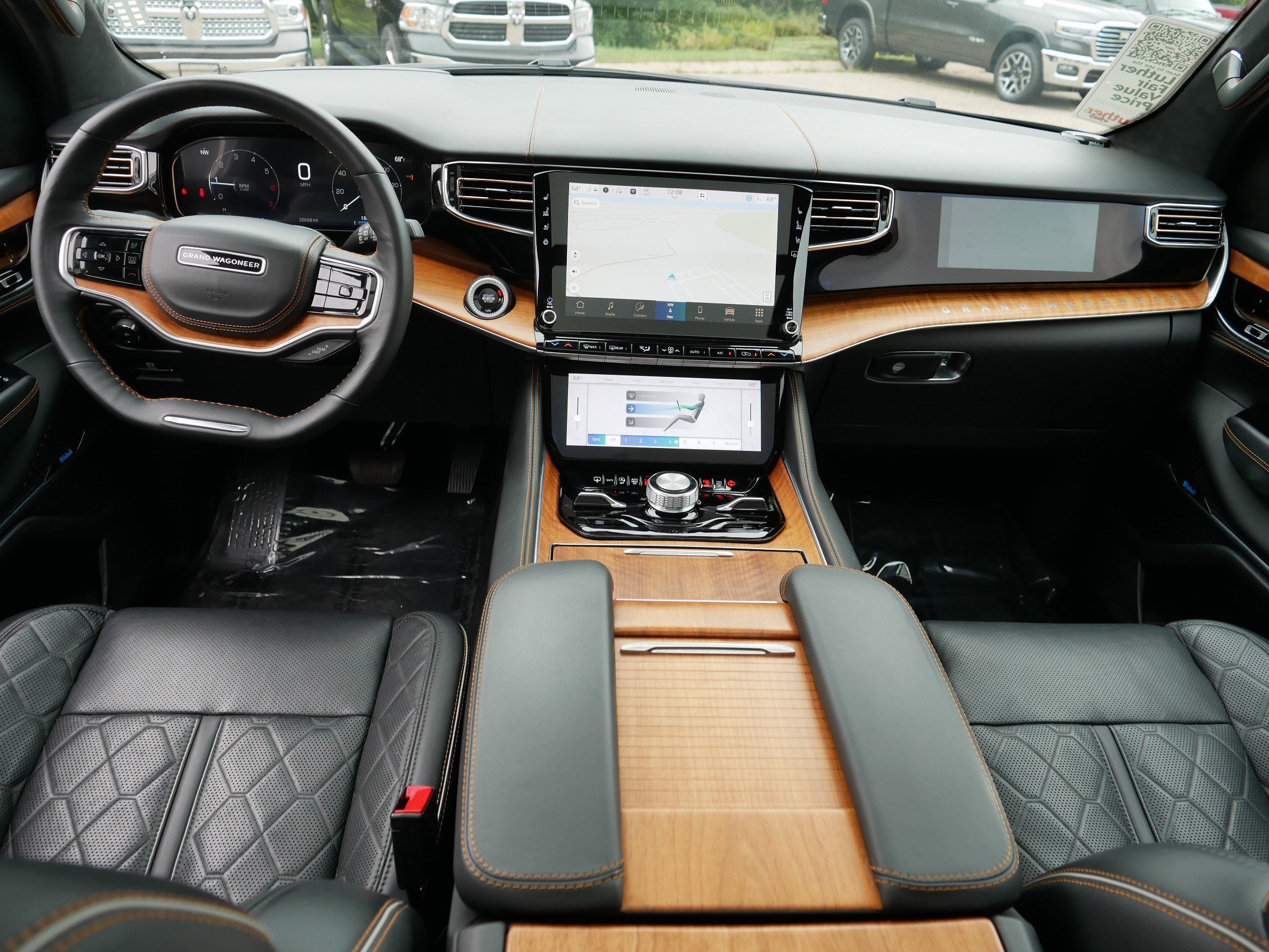 2024 Jeep Grand Wagoneer L III photo 10