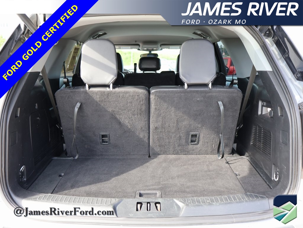 2023 Ford Explorer XLT photo 14