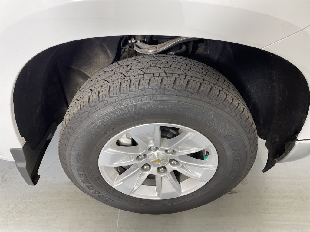 2025 Chevrolet Silverado 1500 LT photo 10