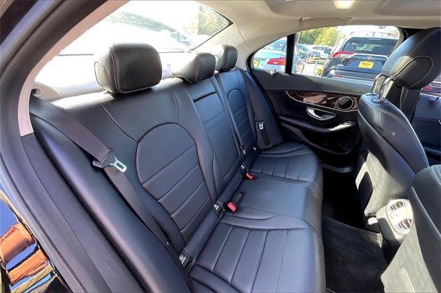 2017 Mercedes Benz C 300 4MATIC photo 23