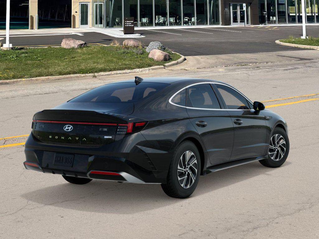 2026 Hyundai Sonata Hybrid Blue photo 3