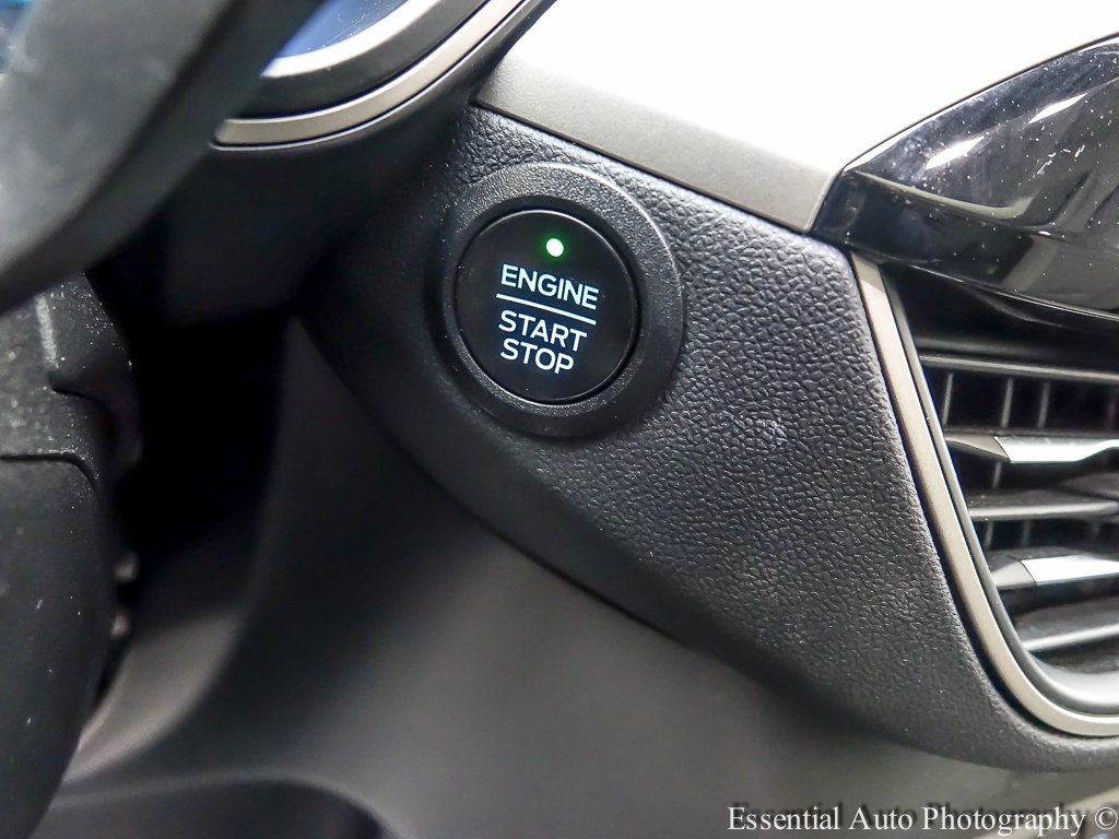 2022 Ford Escape SE photo 16