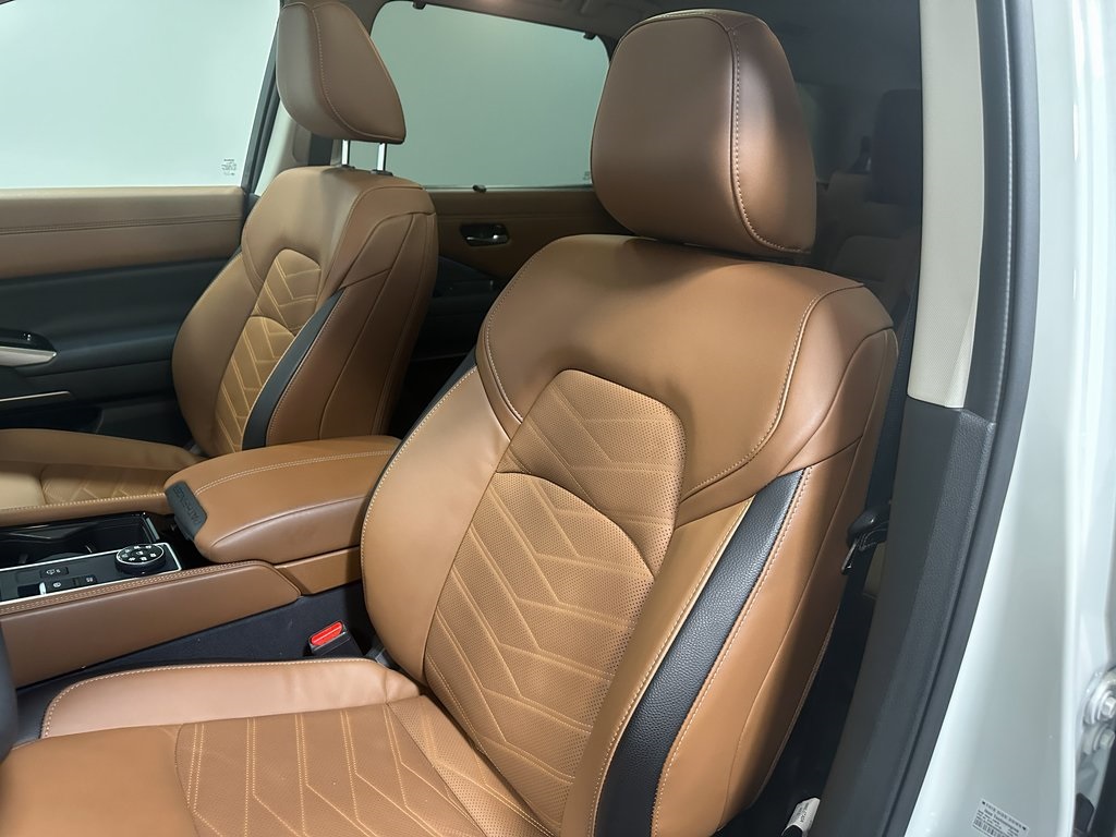 2024 Nissan Pathfinder Platinum photo 57