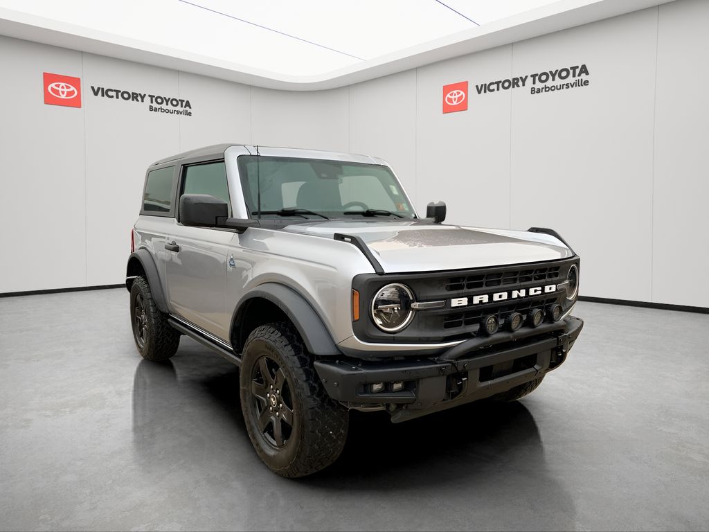 2024 Ford Bronco 2-Door Black Diamond's photo