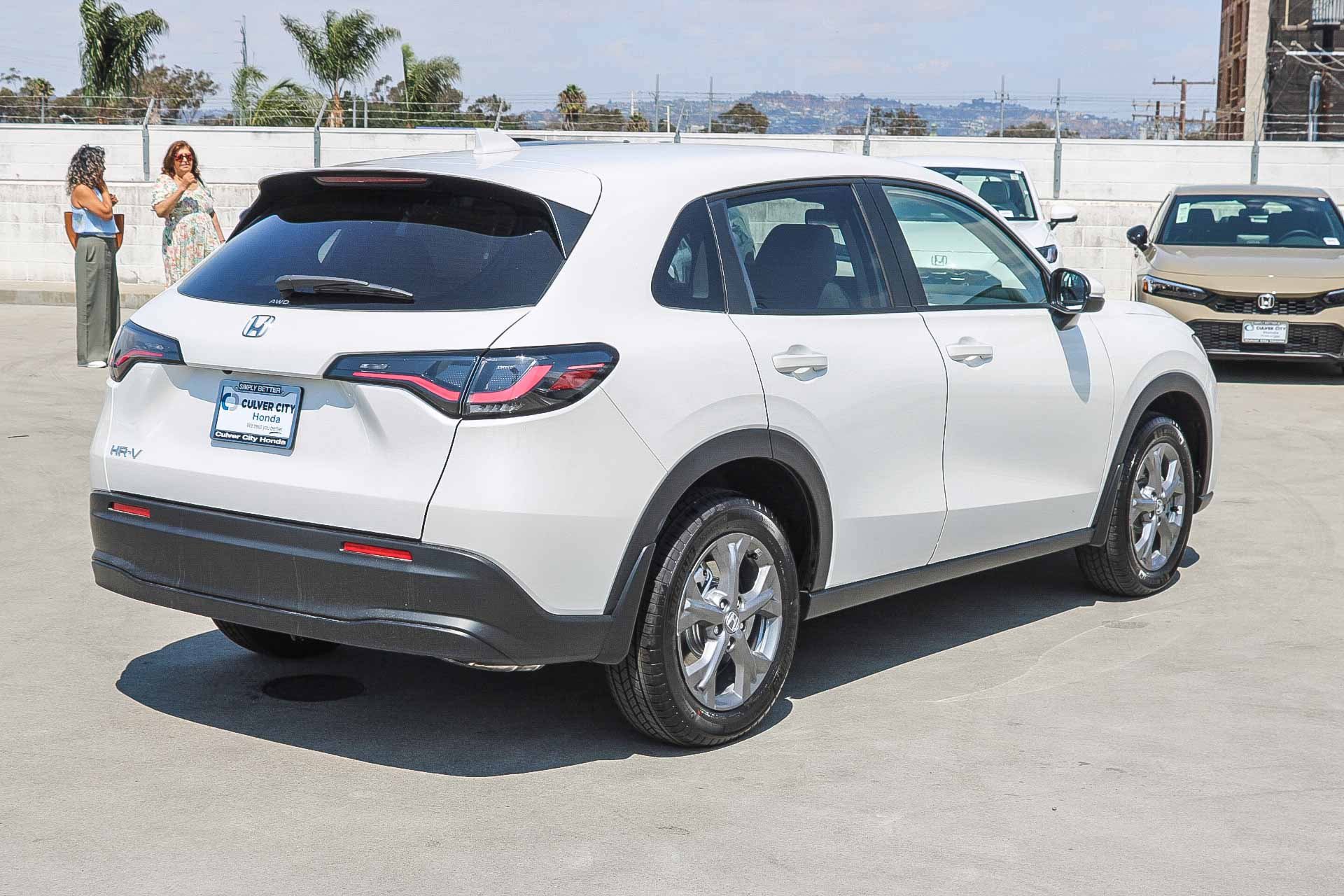 2026 Honda HR-V LX photo 7
