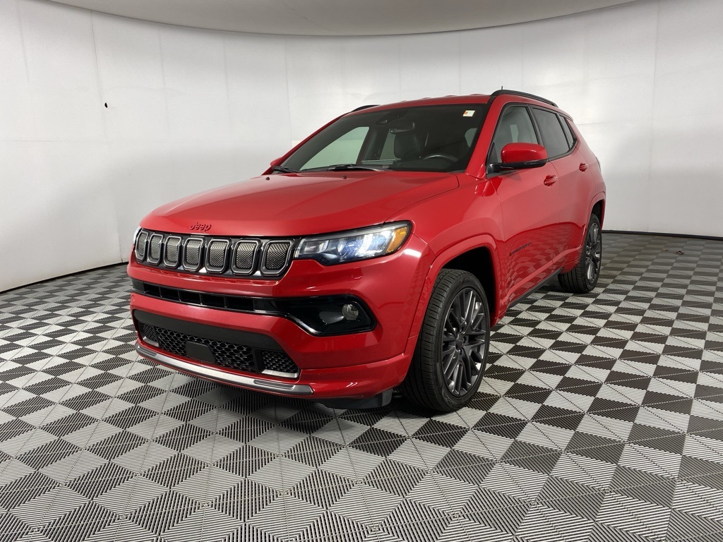 2022 Jeep Compass Limited Red Edition photo 3