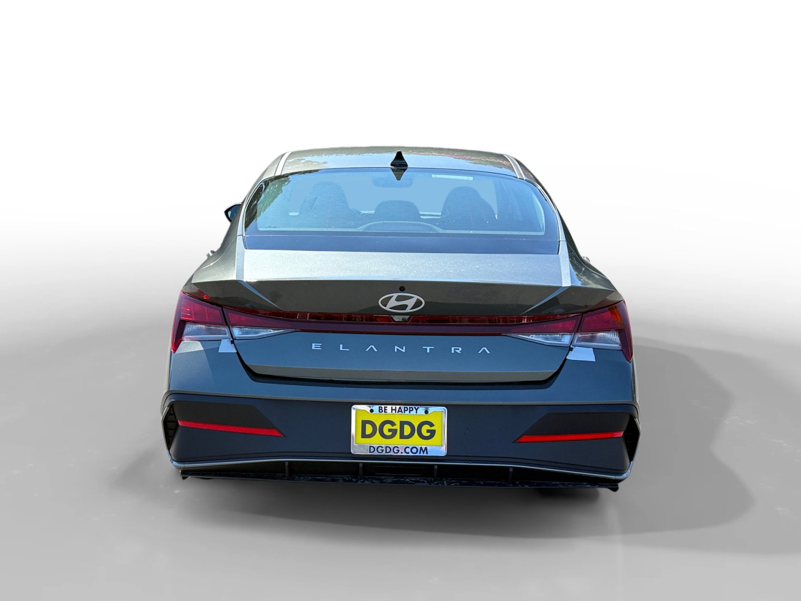 2025 Hyundai Elantra SE photo 4