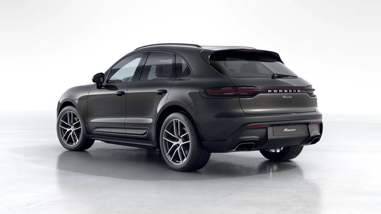 2026 Porsche Macan T photo 3