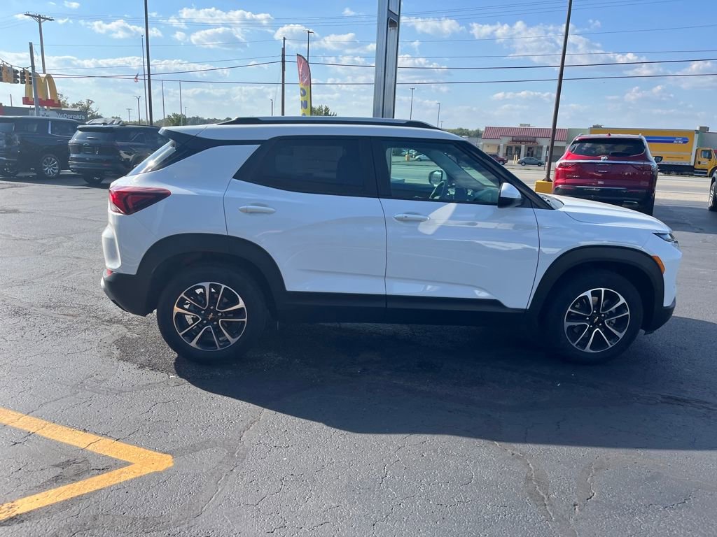 2026 Chevrolet Trailblazer LT photo 4