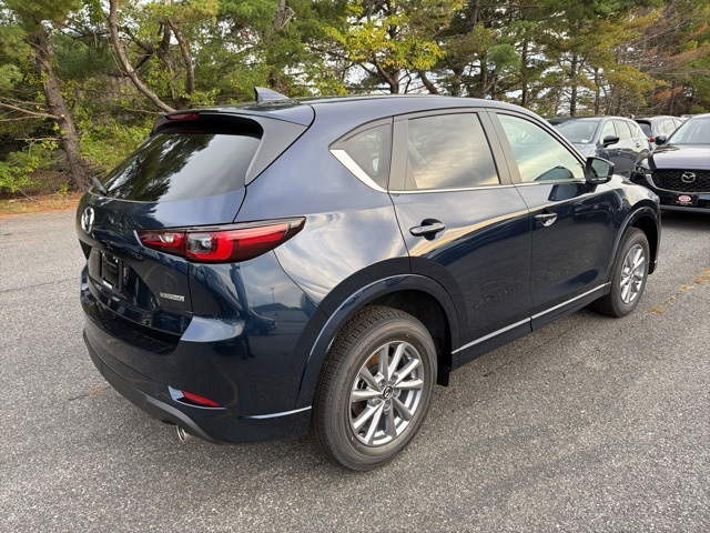 2025 Mazda CX-5 2.5 S Preferred photo 3