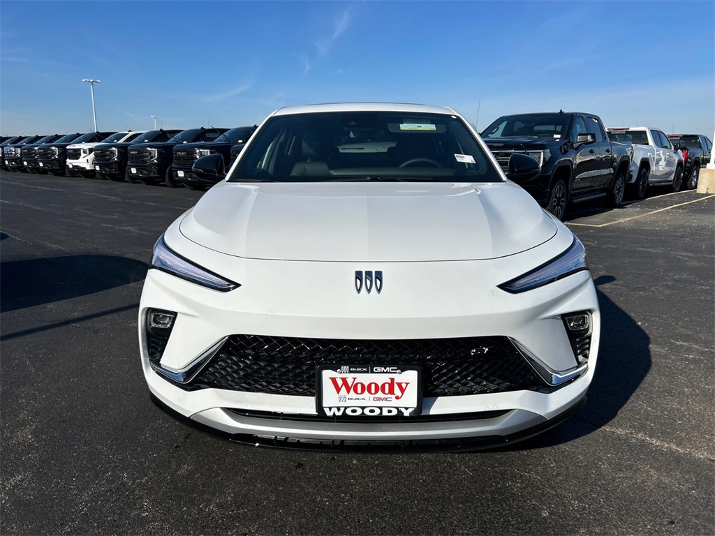 2026 BUICK ENVISTA - Image 2