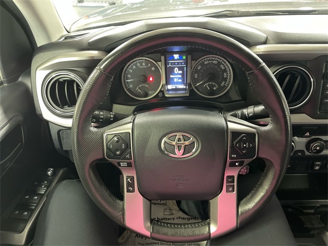 2018 Toyota Tacoma SR5 photo 10