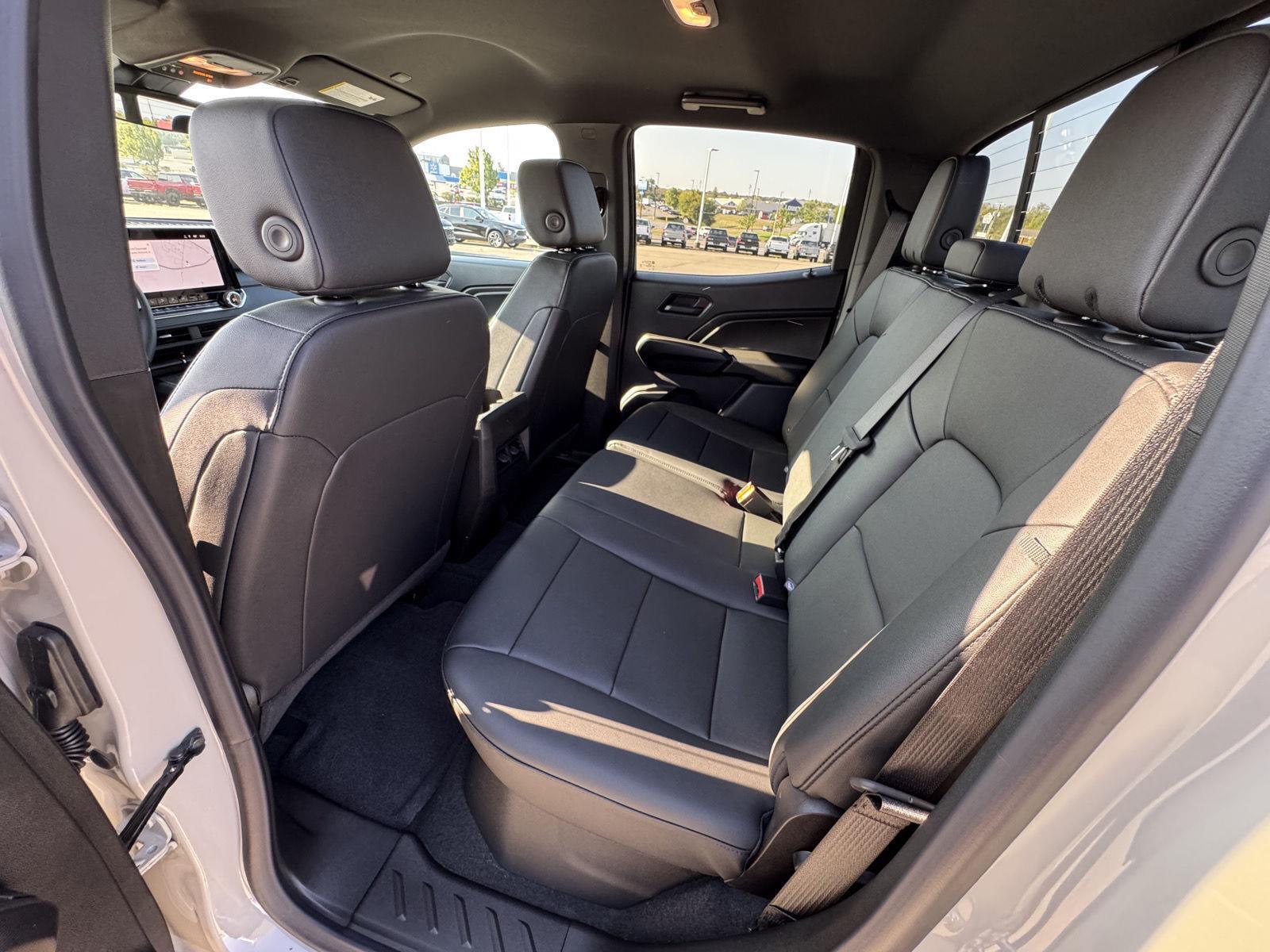 2026 Chevrolet Colorado Trail Boss photo 26