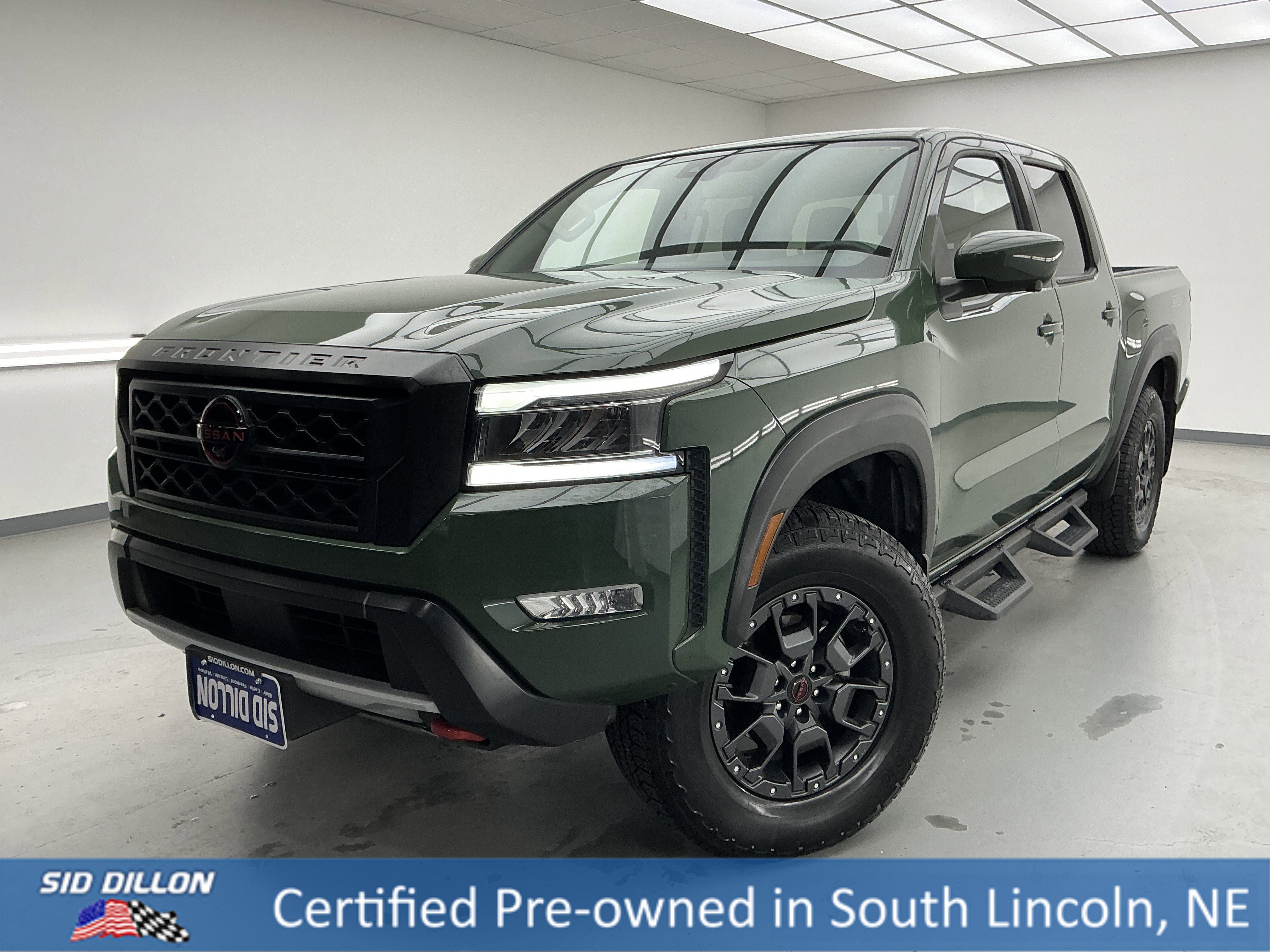 2023 Nissan Frontier PRO-4X's photo