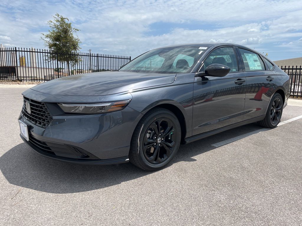 2025 Honda Accord SE's photo