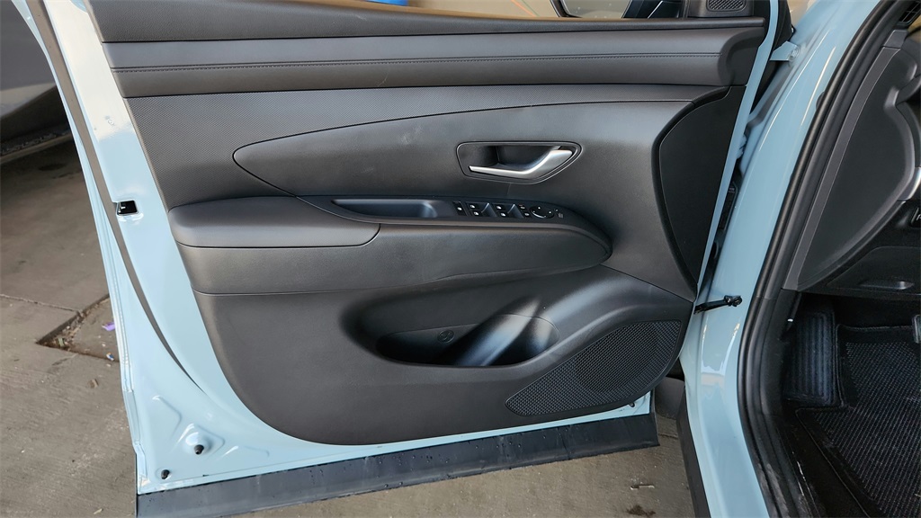 2025 Hyundai Santa Cruz SEL photo 28