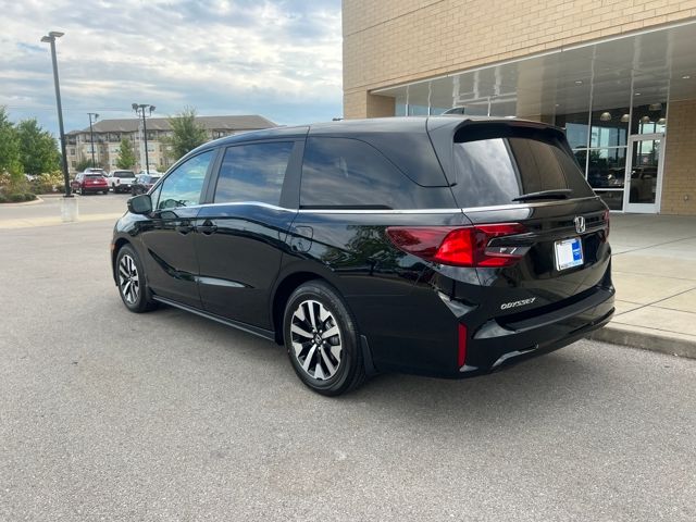 2026 Honda Odyssey EX-L photo 2