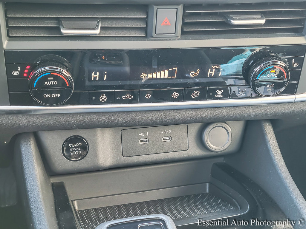 2024 NISSAN ROGUE - Image 16