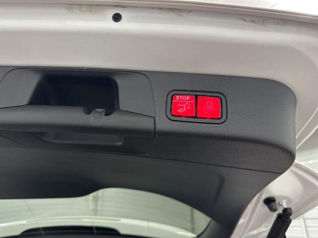 2026 Mercedes Benz GLB 250 4MATIC photo 22