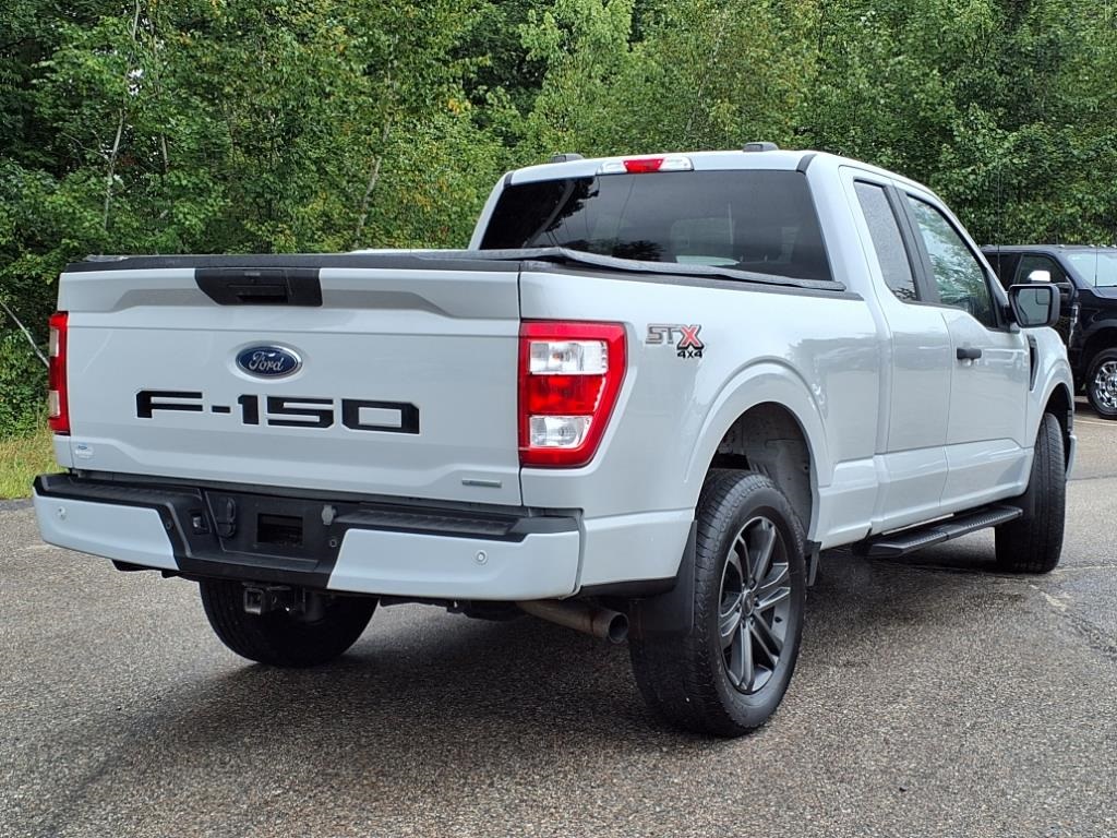 2023 Ford F-150 XL photo 2