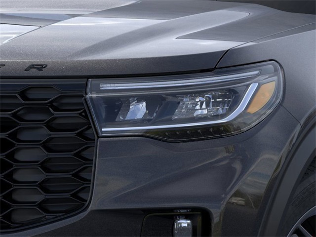 2025 Ford Explorer ST-Line photo 13