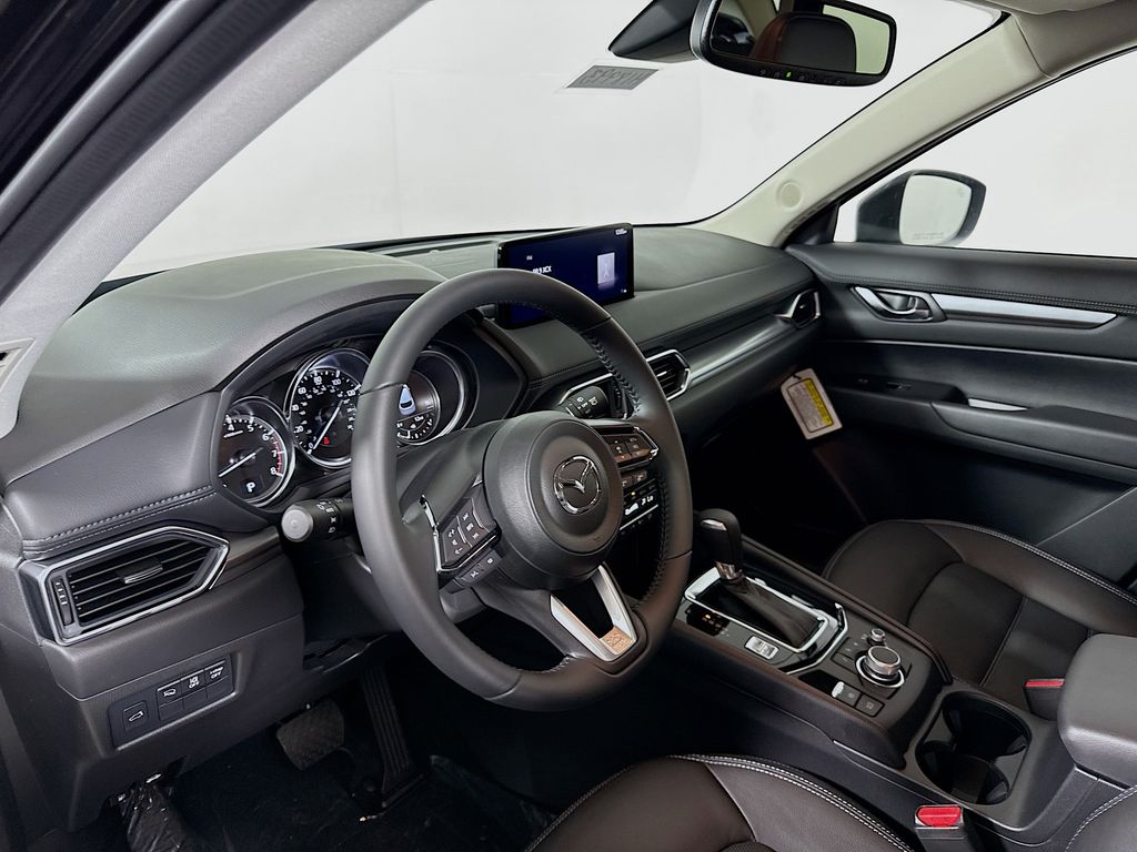 2025 Mazda CX-5 2.5 S Preferred photo 9