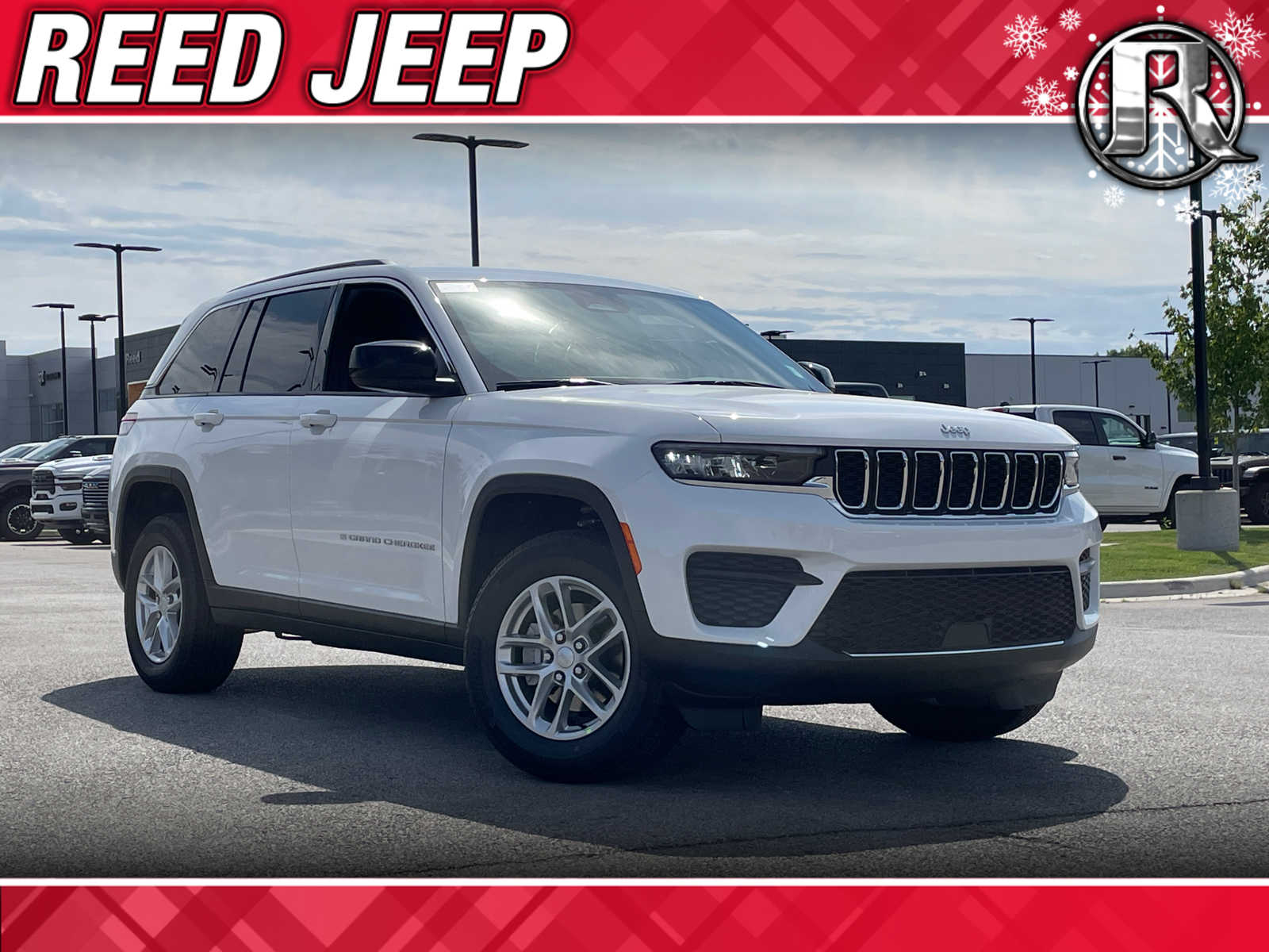 2025 Jeep Grand Cherokee Laredo's photo