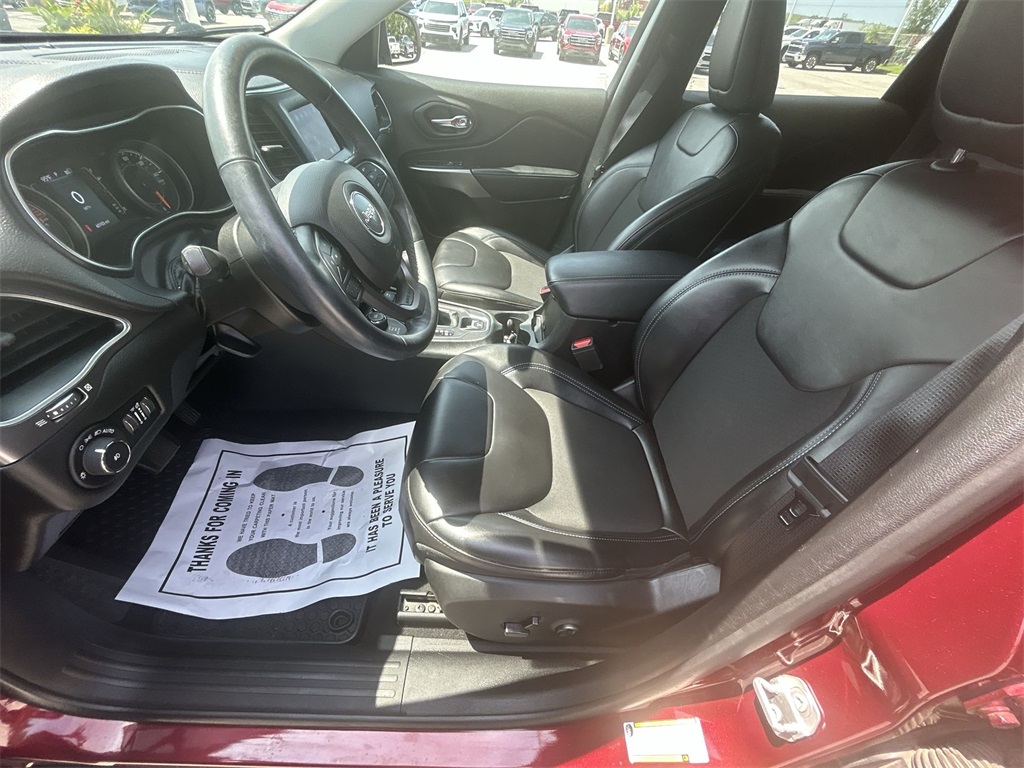 2019 Jeep Cherokee Latitude photo 13