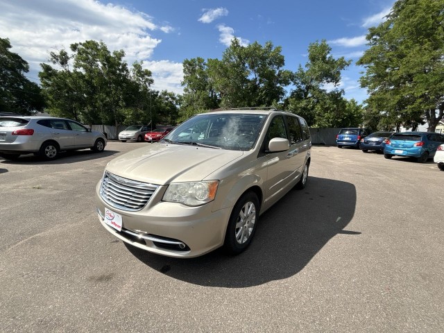 2013 Chrysler Town & Country TOURING