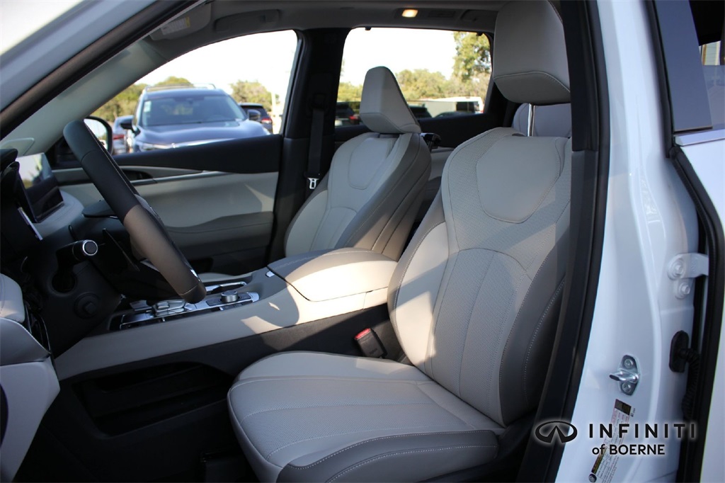 2026 Infiniti QX60 Luxe AWD photo 8