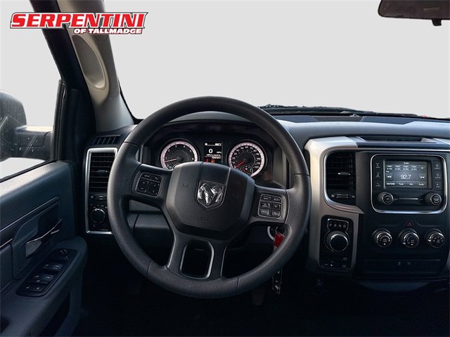2020 Ram 1500 Classic SLT photo 16