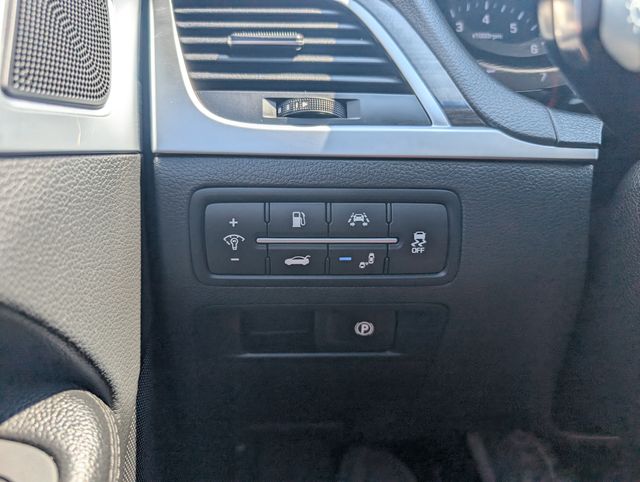 2019 Genesis G80 3.8 photo 24