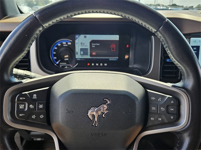 2022 Ford Bronco Outer Banks photo 22