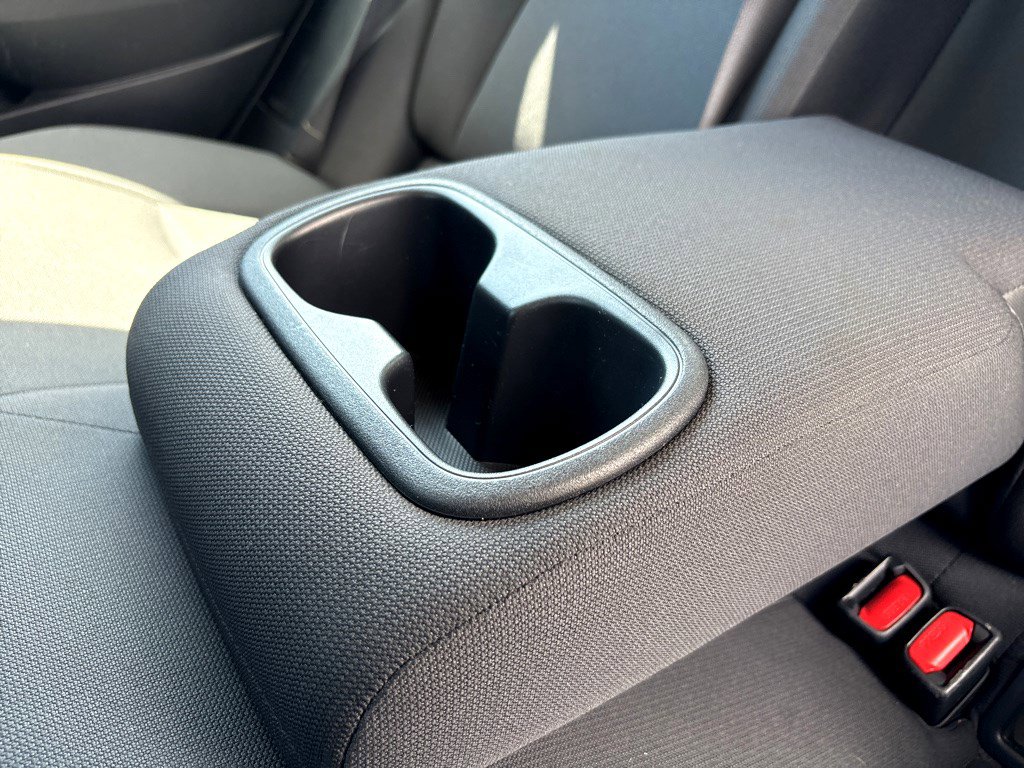 2022 Toyota Corolla LE photo 27