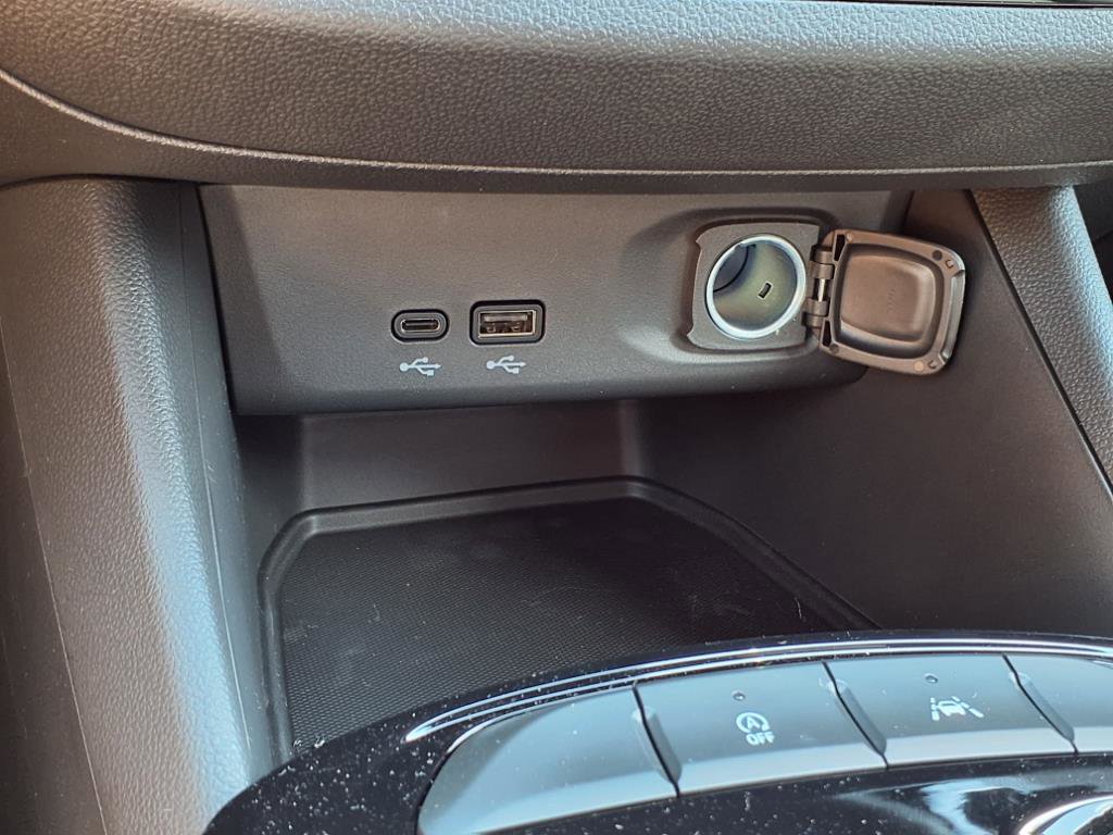 2025 Buick Envista ST photo 6