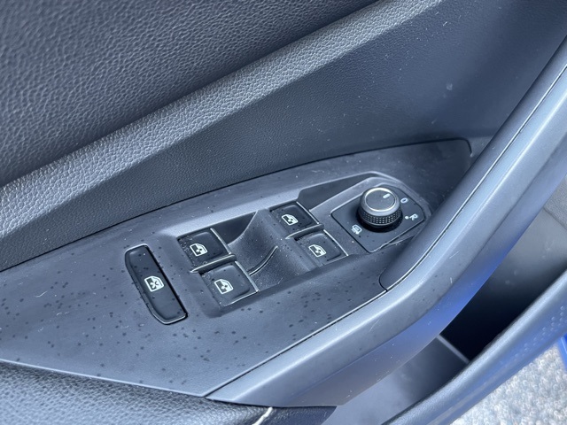 2023 Volkswagen Jetta 1.5T SE photo 28