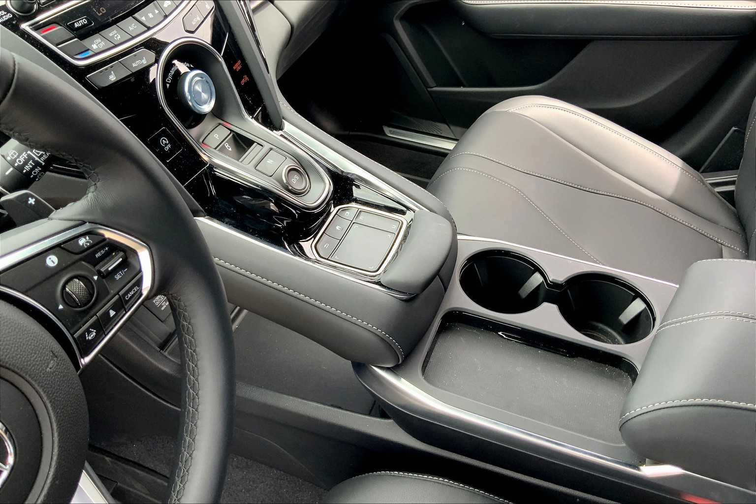 2025 Acura RDX photo 13