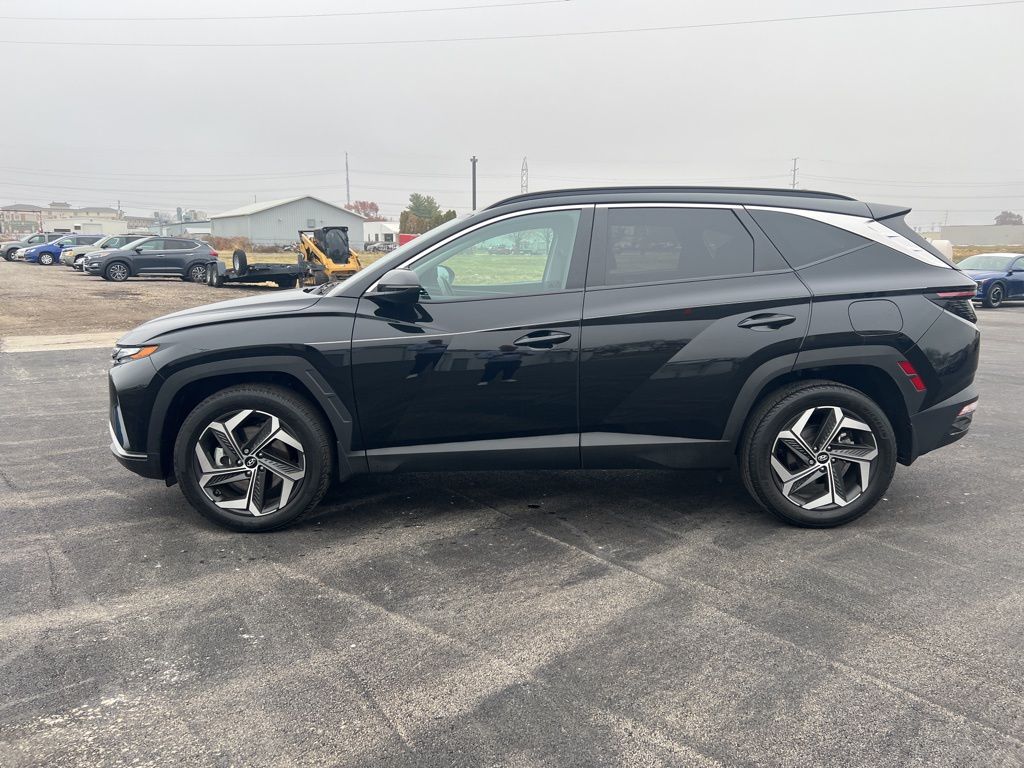 2022 Hyundai Tucson SEL Convenience photo 3