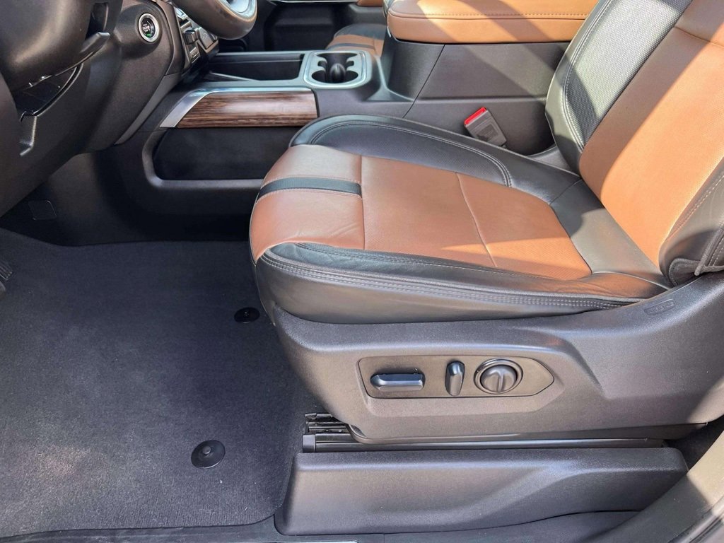 2023 Chevrolet Silverado 2500HD High Country photo 14