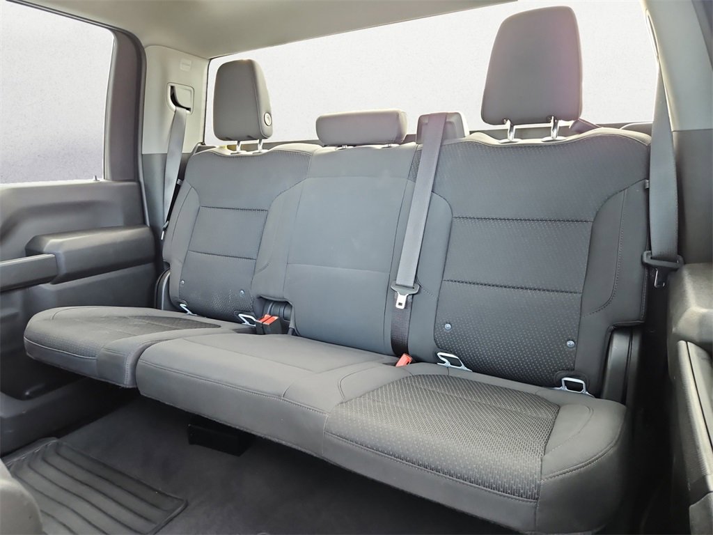 2023 Chevrolet Silverado 2500HD Custom photo 9