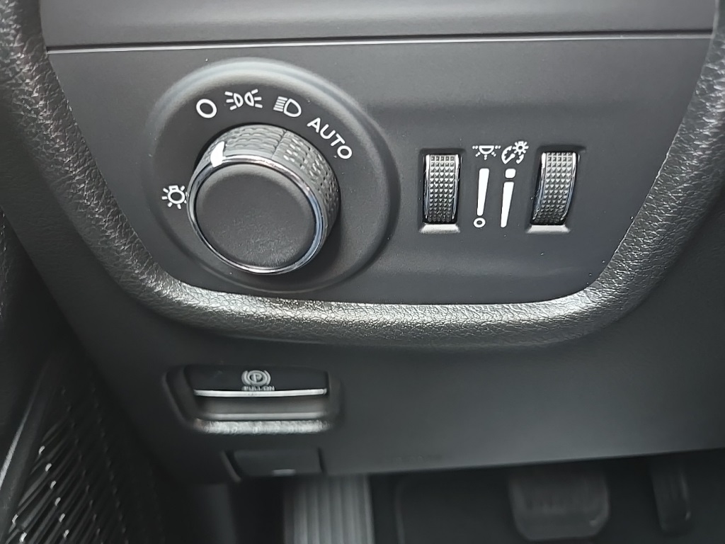 2025 Jeep Grand Cherokee Altitude X photo 42