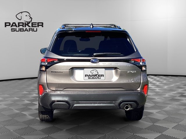 2025 Subaru Forester Touring photo 4