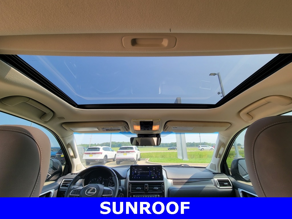 2023 Lexus GX 460 photo 3