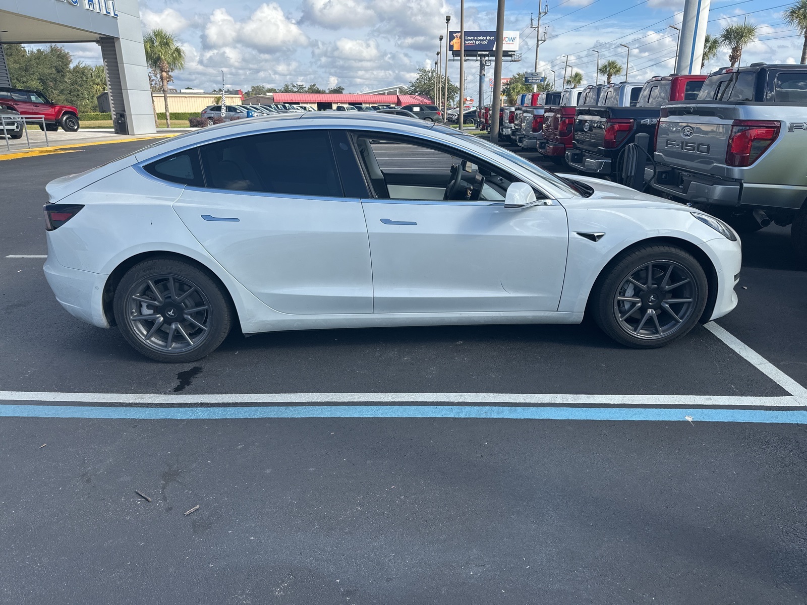 2020 Tesla Model 3 photo 2