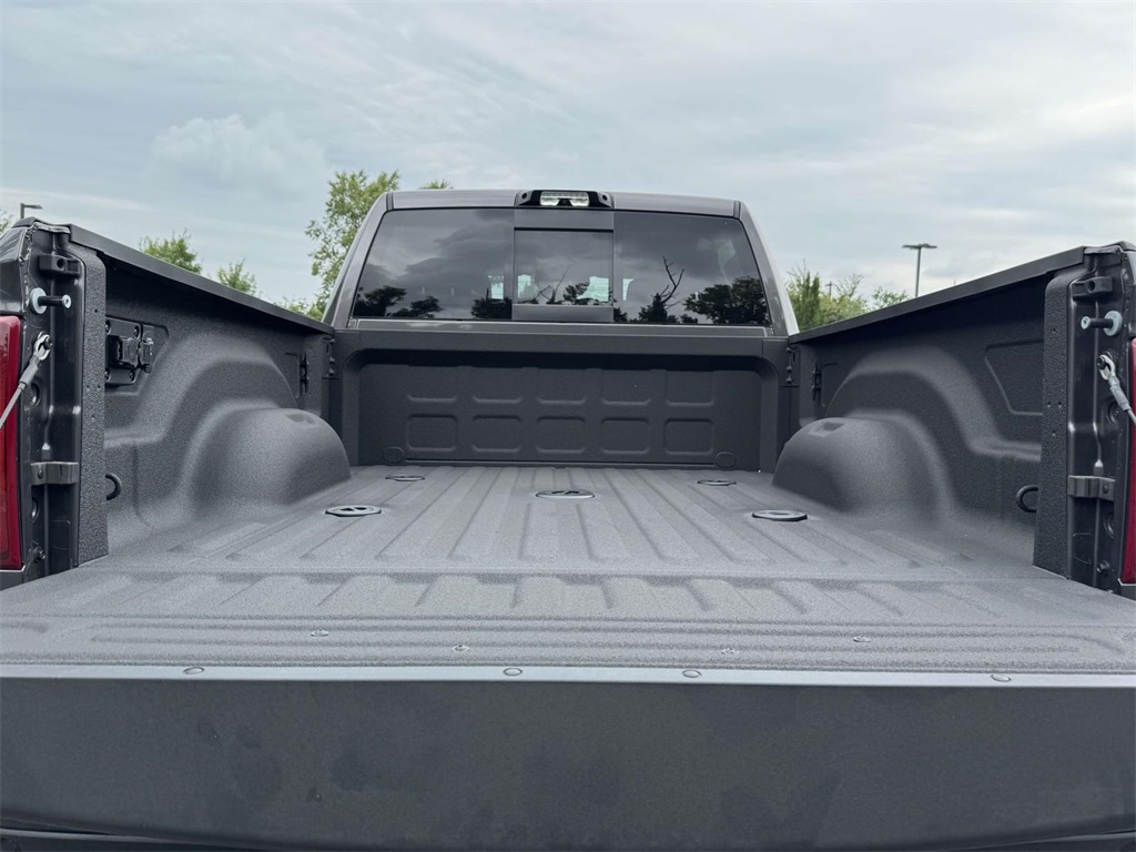 2025 Ram 2500 Big Horn photo 28