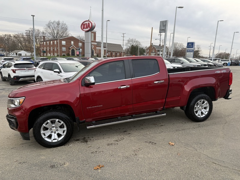 2021 Chevrolet Colorado LT photo 3